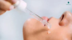 Da dầu nên chọn serum có kết cấu mỏng nhẹ